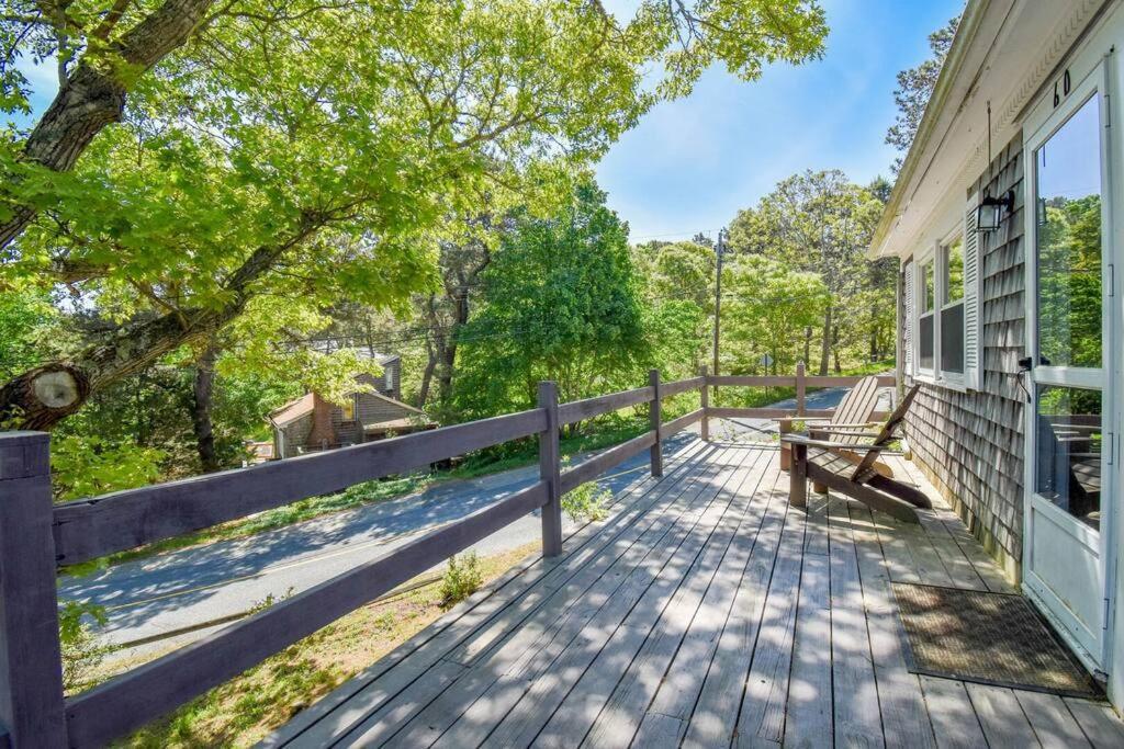 Classic Cape Great Location Dog Welcome Villa Wellfleet Exterior photo