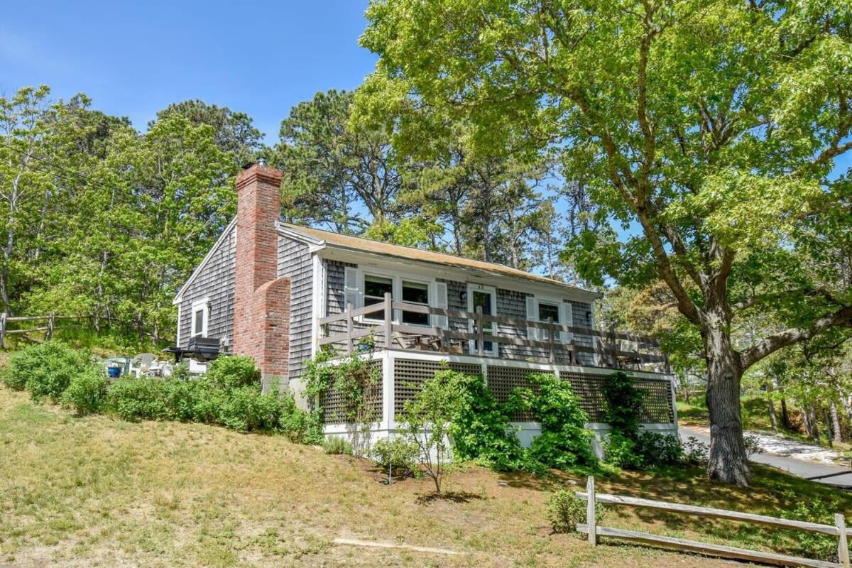 Classic Cape Great Location Dog Welcome Villa Wellfleet Exterior photo