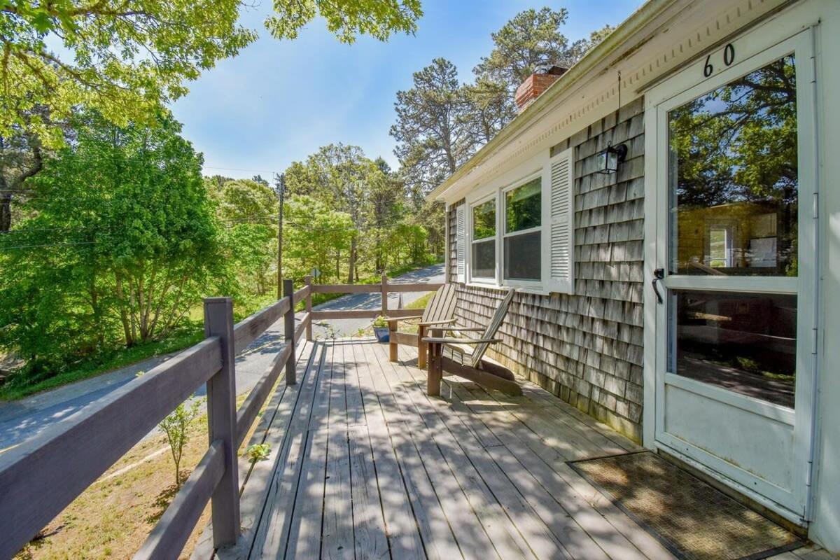 Classic Cape Great Location Dog Welcome Villa Wellfleet Exterior photo